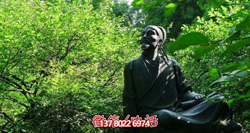 古代名人李白青銅雕塑，讓花園廣場(chǎng)坐擁舊韻