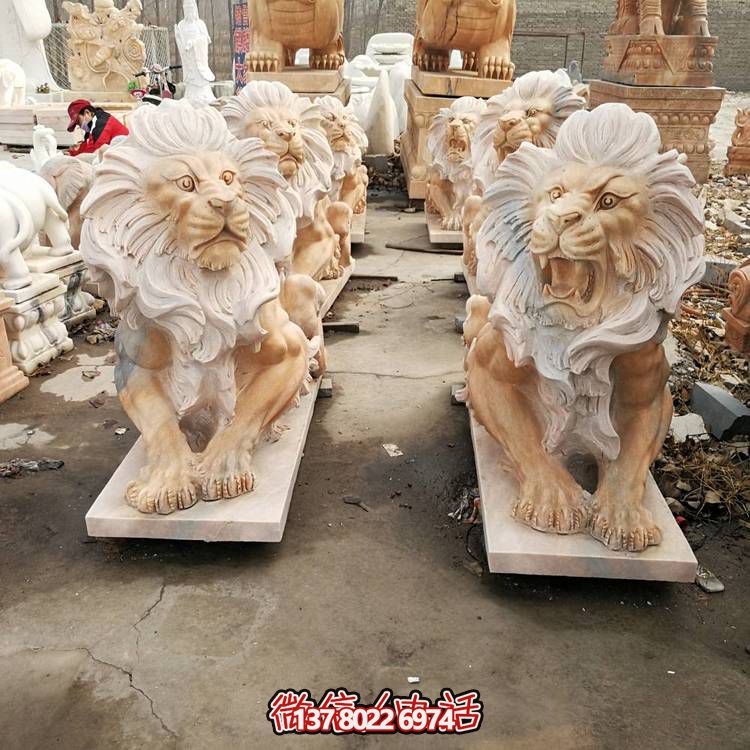 大理石石雕獅子雕塑，點(diǎn)綴晚霞紅園林景觀