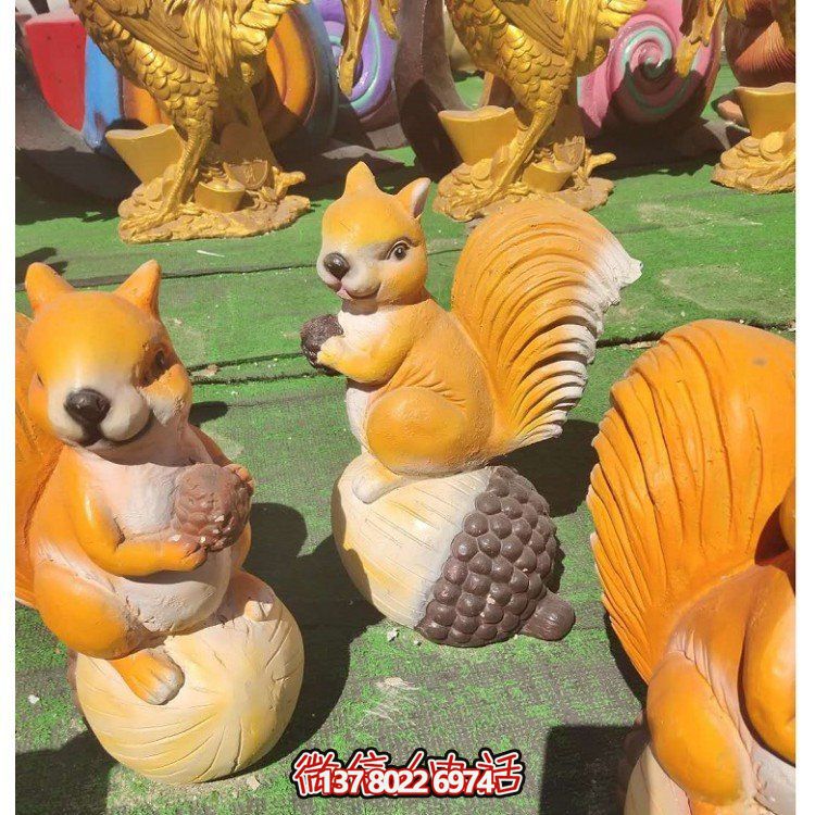 集游樂、景觀、動(dòng)物園于一體的玻璃鋼仿真卡通動(dòng)物游樂場(chǎng)