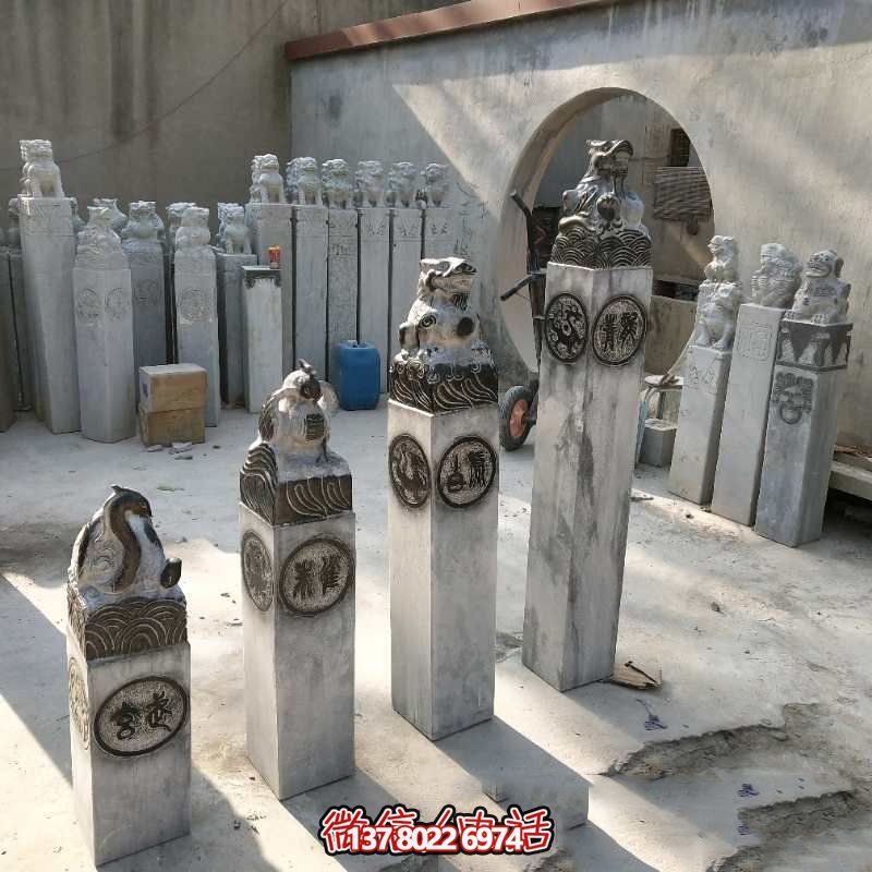 四神馬柱拴，融匯大理石精致雕塑，為園林景觀裝點增添濃濃韻味