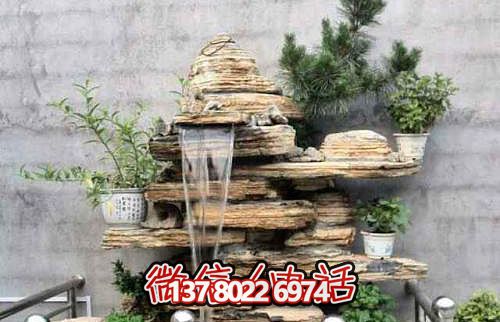 精致小型庭院，石假山流水雕塑擺放