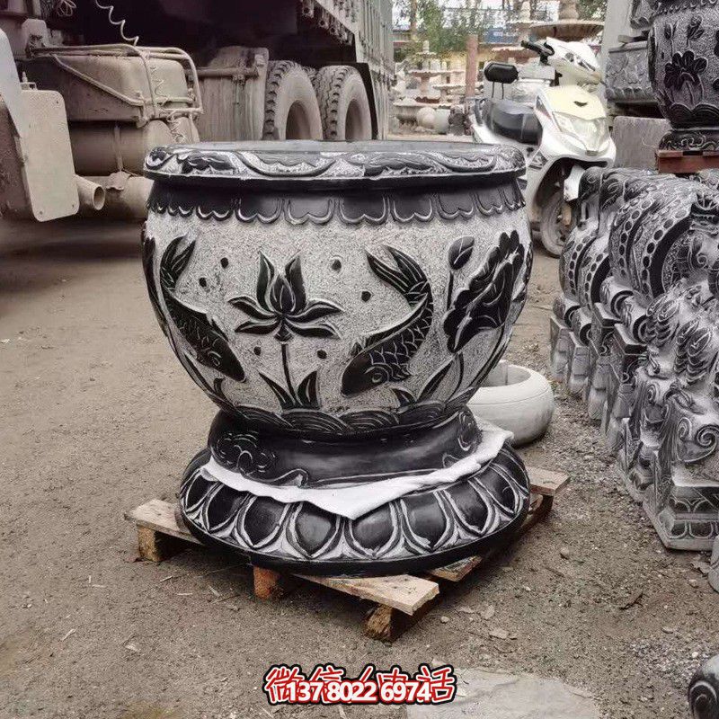 雅致雙魚(yú)石雕花盆，為您的庭院增添藝術(shù)氣息