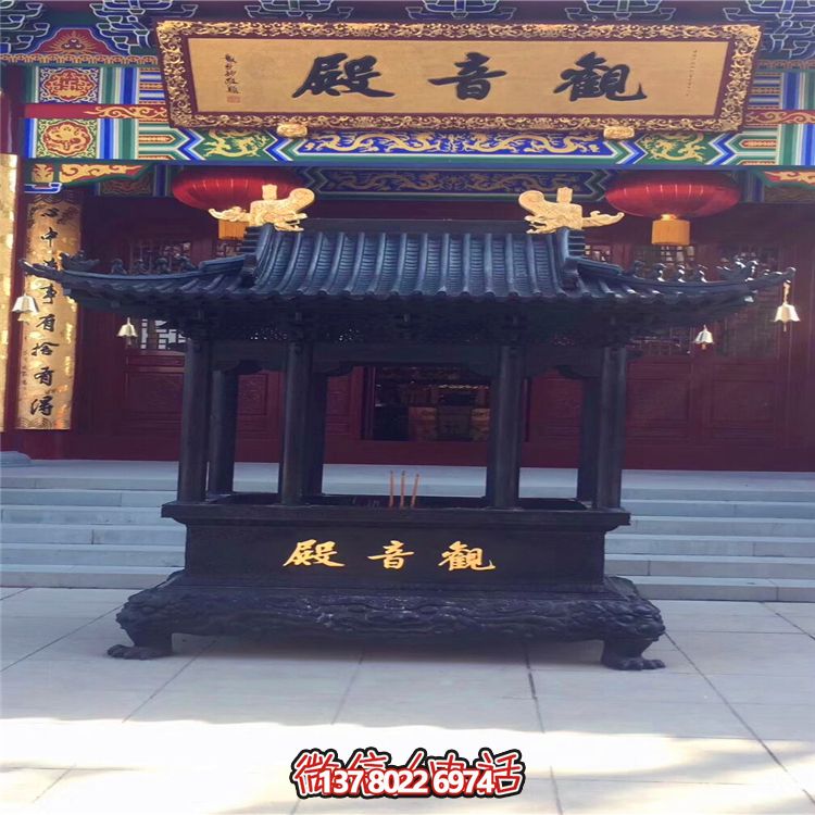 華寶鑄鐵長形香爐，讓觀音殿更加美麗
