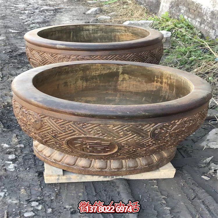 古典庭院魚缸，享受傳統(tǒng)文化的視覺盛宴