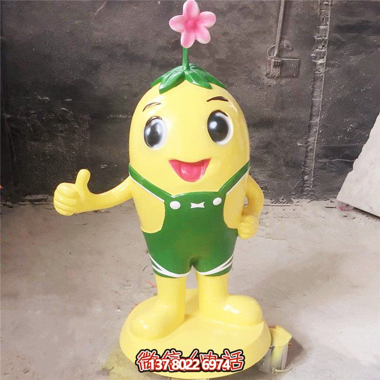 玻璃鋼卡通人物雕塑，給幼兒園創(chuàng)意擺放