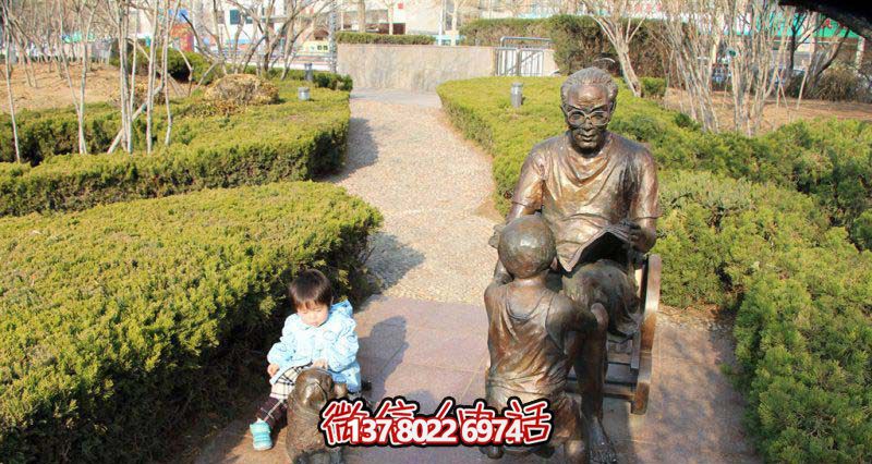 創(chuàng)意銅雕讀書(shū)雕塑，讓小朋友在園林中暢快閱讀