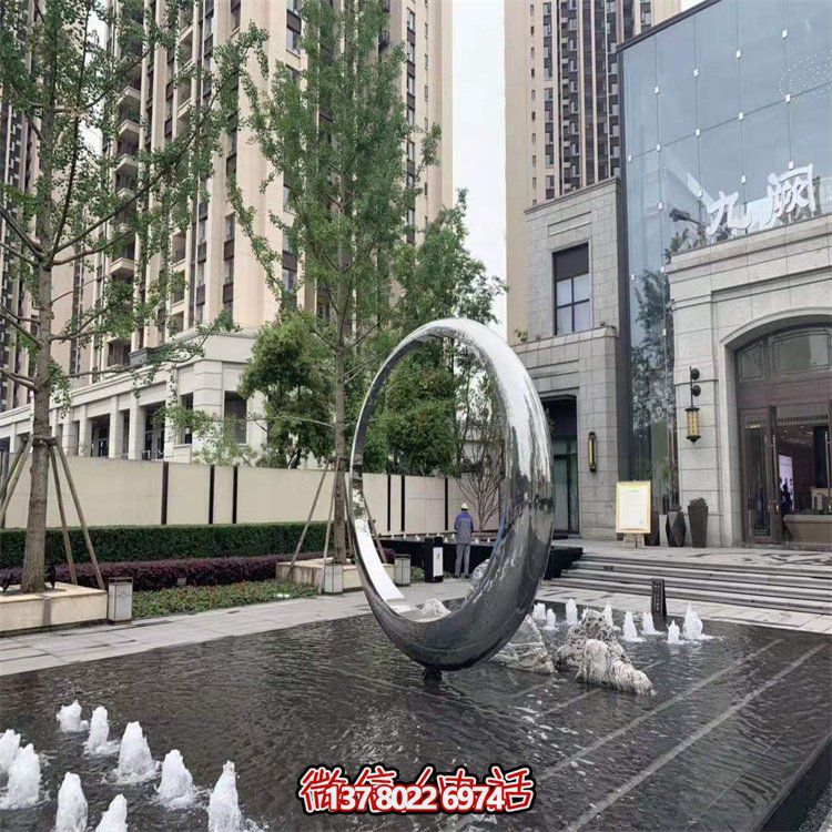 不銹鋼鏡面圓環(huán)景觀(guān)雕塑園林水景噴泉裝飾