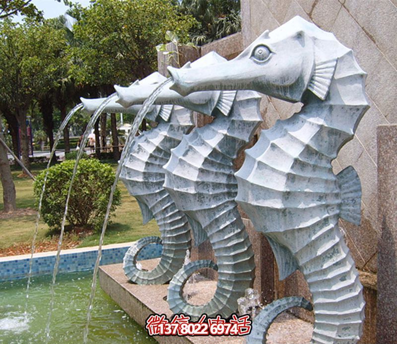 青石石雕海馬雕塑，在公園里擺放只噴水創(chuàng)意裝置