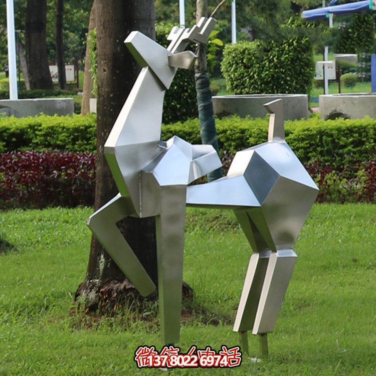 不銹鋼幾何切面鹿雕塑，優(yōu)雅動(dòng)物景觀擺件