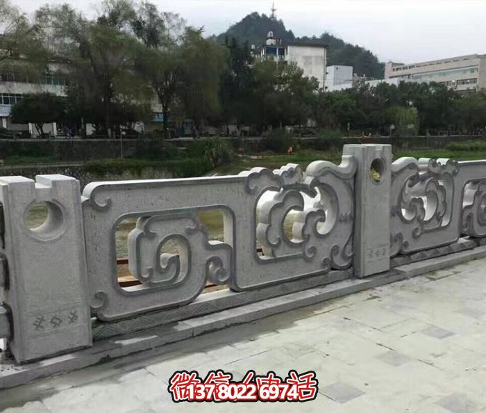 復古鏤空花紋欄桿，防護河道街邊青石