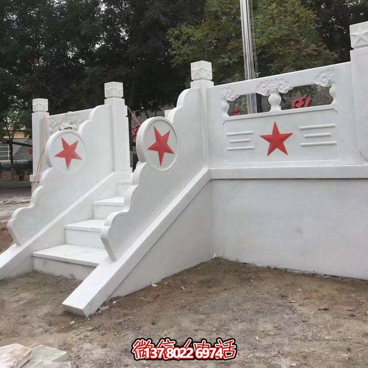 石欄桿護(hù)欄系統(tǒng)，為大理學(xué)校、政府及單位提供安全升旗臺