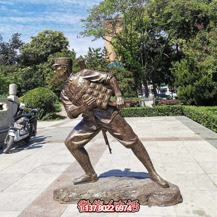 沖鋒，仿銅戰(zhàn)士雕塑——玻璃鋼的藝術之作