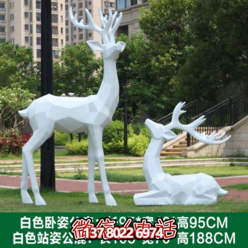 玻璃鋼雕塑裝置，點綴小區(qū)園林景觀