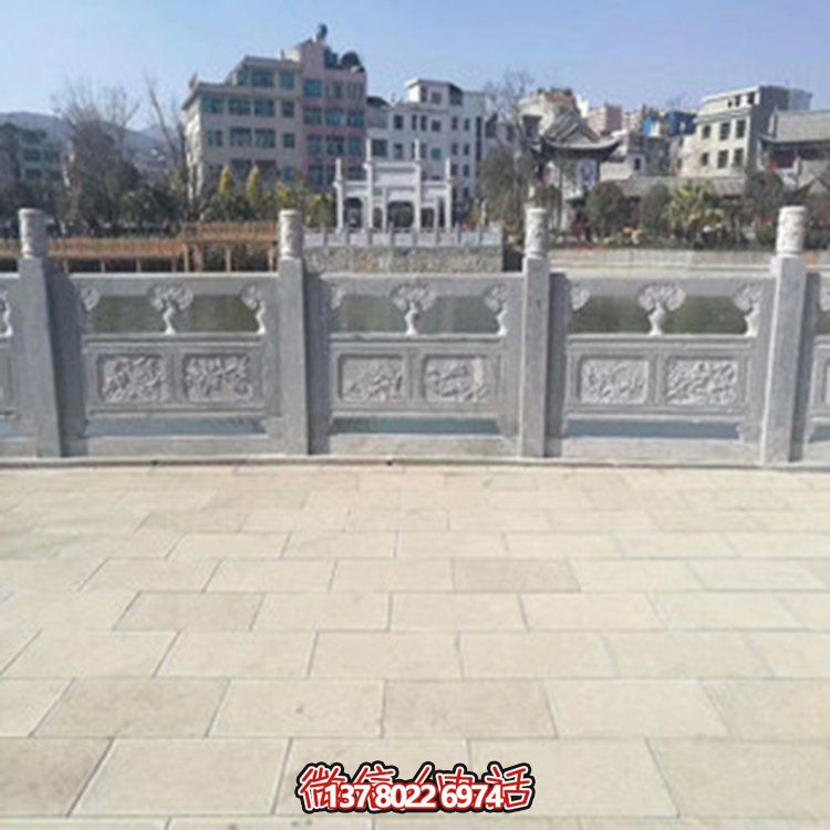精美大理石雕塑欄桿，裝點戶外園林景觀