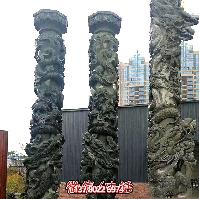 仿青石中國龍柱，為酒店門前增添靈動氣息