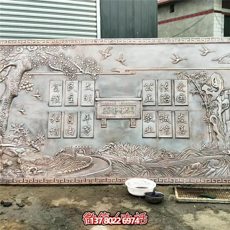 集大型浮雕畫(huà)、壁畫(huà)、銅雕塑于一體的公園展館