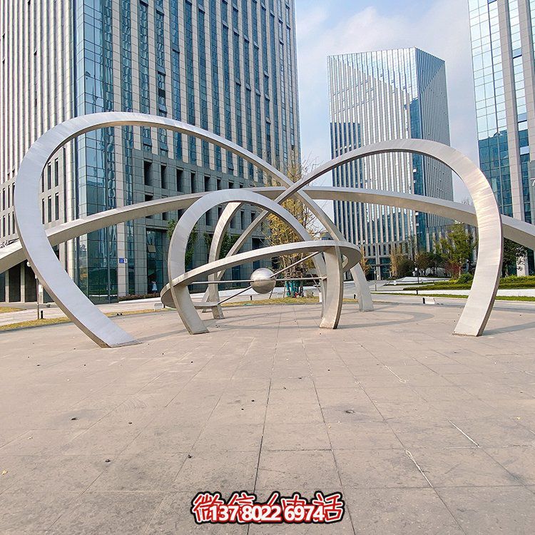 不銹鋼雕塑梅花鹿，現(xiàn)代幾何園林景觀裝飾