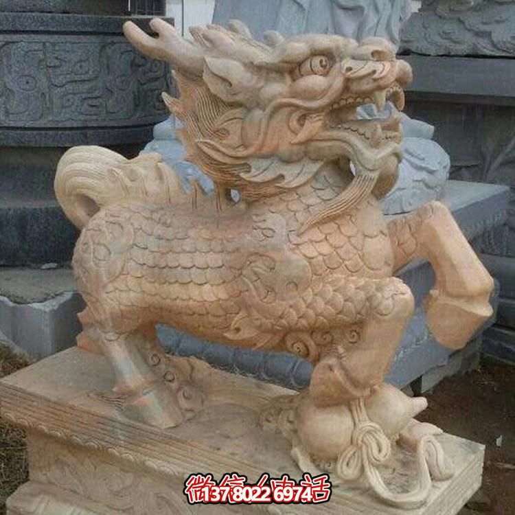 漢白玉獅子瑞獸石雕，給您的企業(yè)門前帶來吉祥福氣