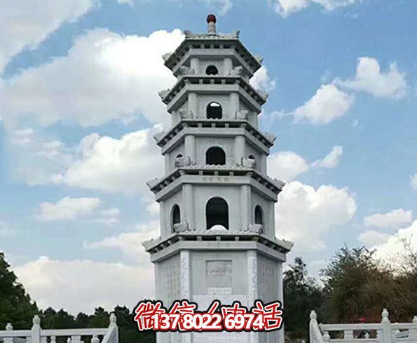 精美多層大理石寶塔，見(jiàn)證古老寺院的美麗景觀
