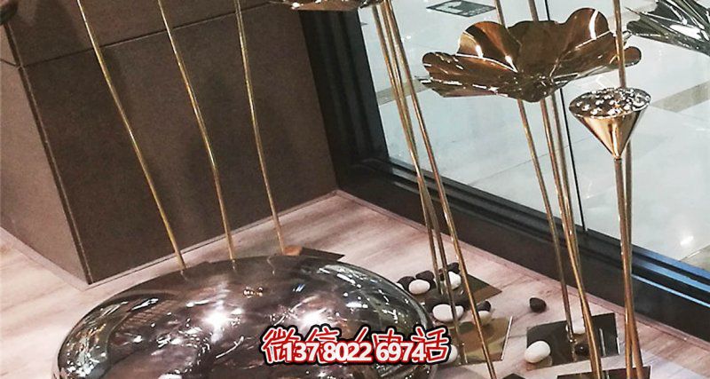 室內(nèi)裝飾蓮蓬雕塑，用不銹鋼鵝卵石點(diǎn)綴