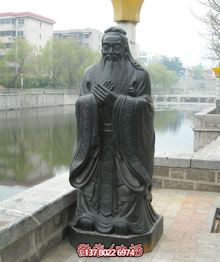 歷史名人雕塑，銅像點(diǎn)綴湖邊公園小區(qū)