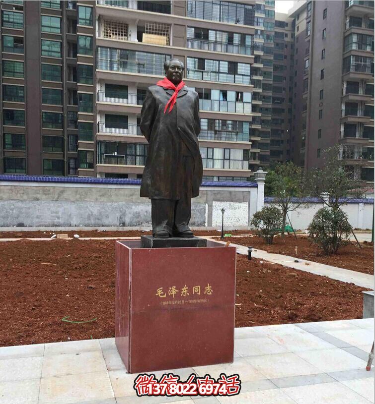 偉大領(lǐng)袖毛澤東仿銅雕塑，裝點(diǎn)小區(qū)玻璃鋼玻璃
