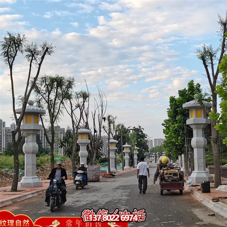 精美絕倫的大型石雕燈籠，專為園林路燈定制